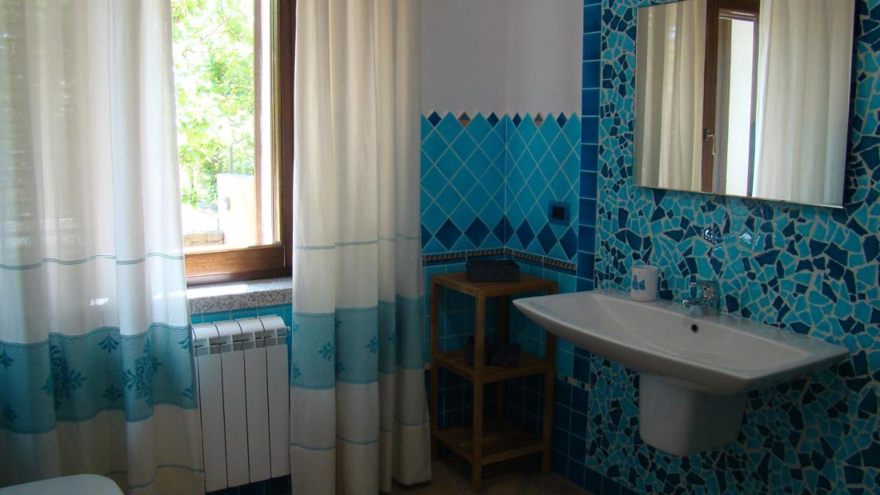 Bella Casa Con Giardino A 10 Minuti Dal Mare Apartment Aglientu Luaran gambar